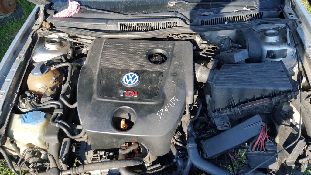 Fuzeta stanga Volkswagen Bora 1.9 TDI