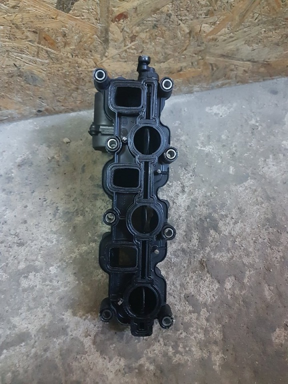 Galerie admisie 059129712t cu motoras 059129086d audi a4 b7 2.7 tdi bpp 180 cai