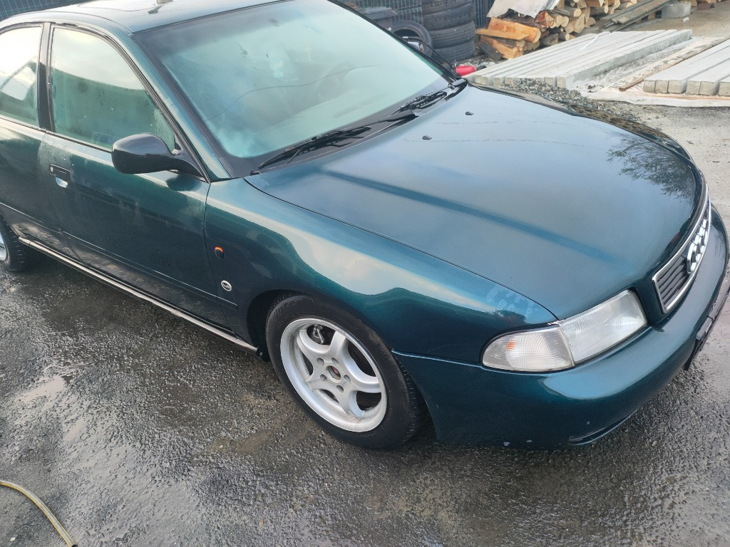 Galerie admisie Audi A4 B5 1996 Limuzina