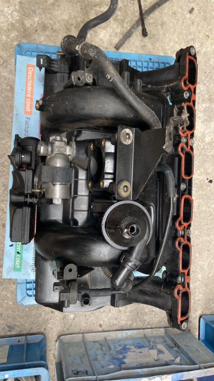 Galerie admisie BMW 2.0 2.5 benzina 2001