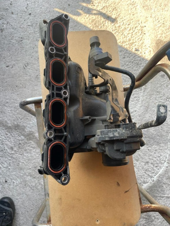 Galerie admisie BMW Seria 3 F30 F31, n13b16 turbo benzina