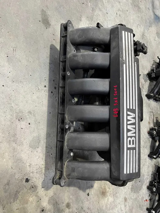 Galerie admisie BMW Seria 5 6 E60 E63 3.0 i 2006