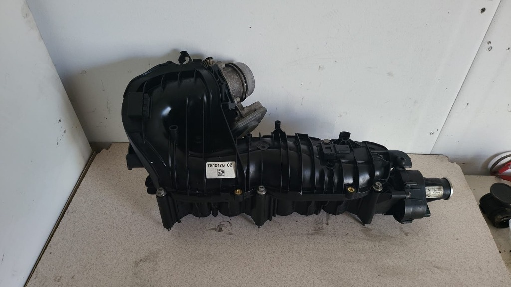 Galerie admisie cu clapeți BMW e90 e91 e92 X3 e60 e 61 motor n47 2.0 d cod 87810178