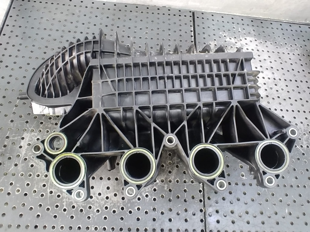 Galerie admisie cu radiator racire 1.2 tsi cbz skoda fabia 2 vw polo 6r golf 6 03f145749b