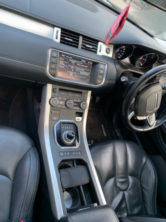 Galerie admisie Land Rover Range Rover E