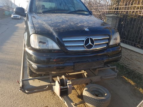 Galerie admisie Mercedes ML 320 M Class W163 320 2000-2001 3.2 benzina