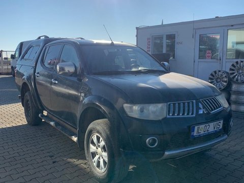 Galerie admisie Mitsubishi L200 2012 Pick-up 2.5