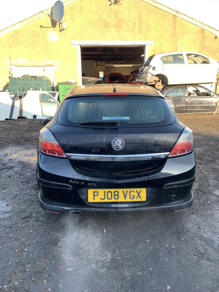 Galerie admisie Opel Astra H 2007 GTC 1.