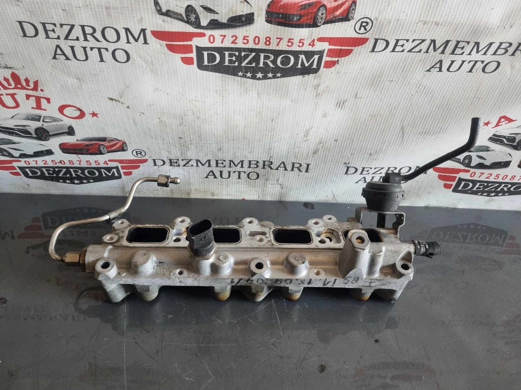 Galerie admisie / rampa injectoare 03C133204P/R VW Touran I 1.6 FSI BLF 115 cai