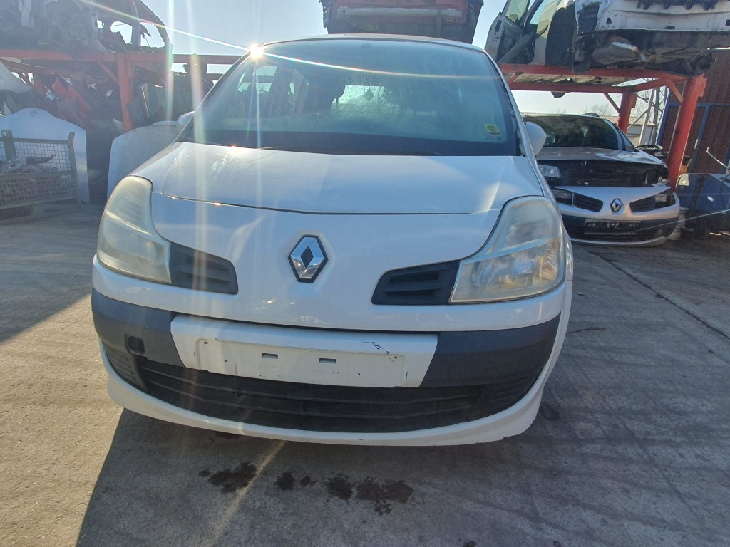 Galerie admisie Renault Modus 2011 HATCH