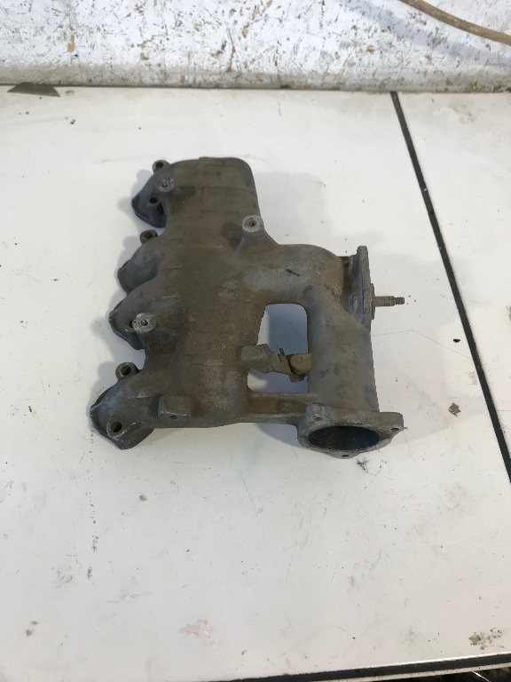 Galerie admisie skoda superb 1.9 tdi 2004 - 2009 cod: 038129713k