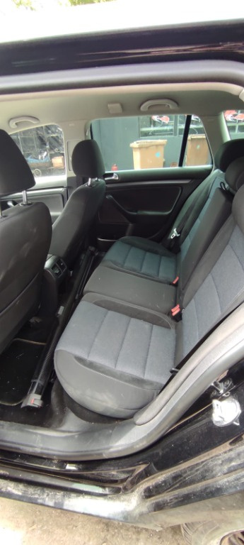 Galerie admisie Volkswagen Golf 6 2011 b
