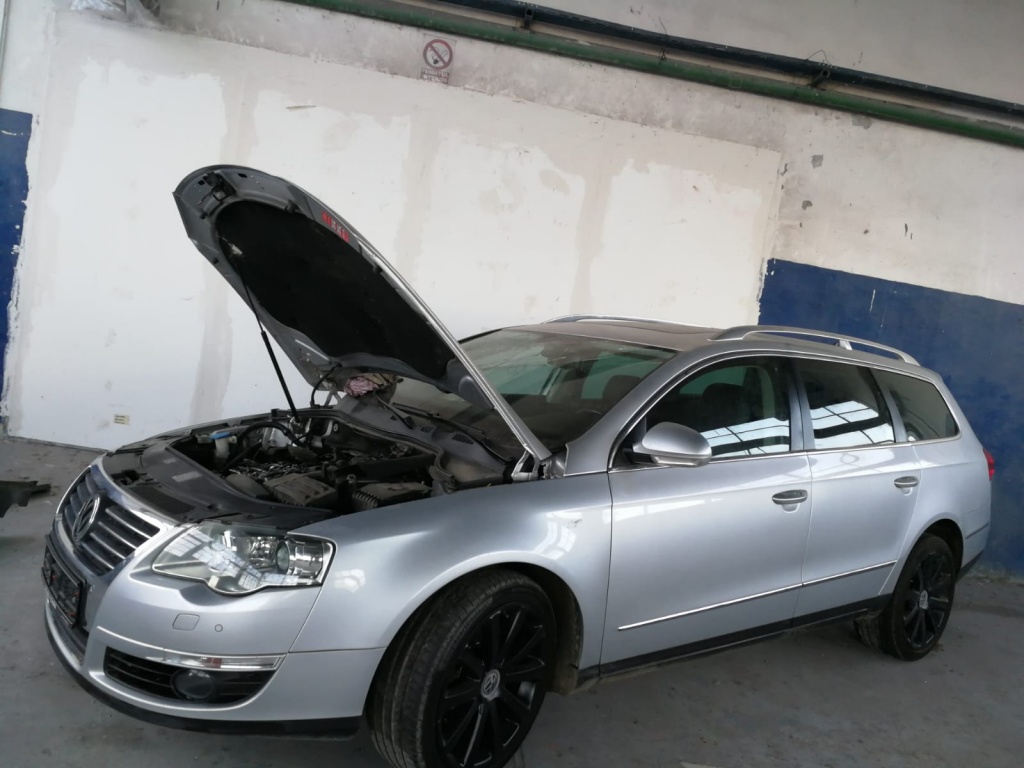 Galerie admisie Volkswagen Passat B6 200
