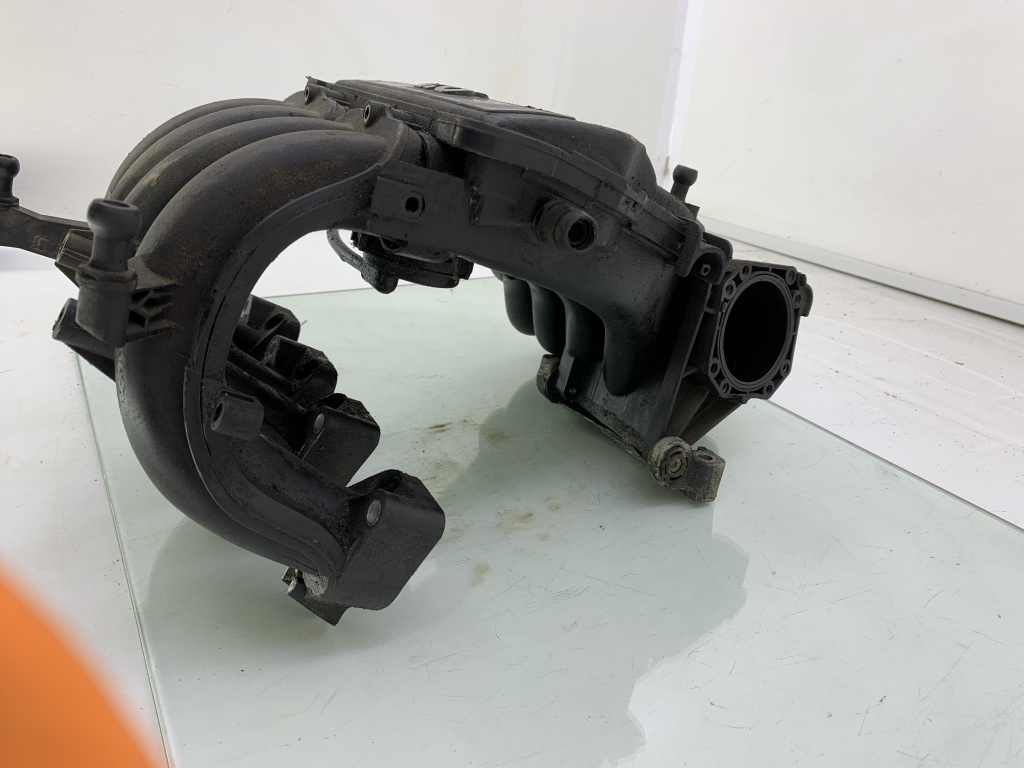 Galerie admisie VW GOLF 5 1.6 BSE 2003-2