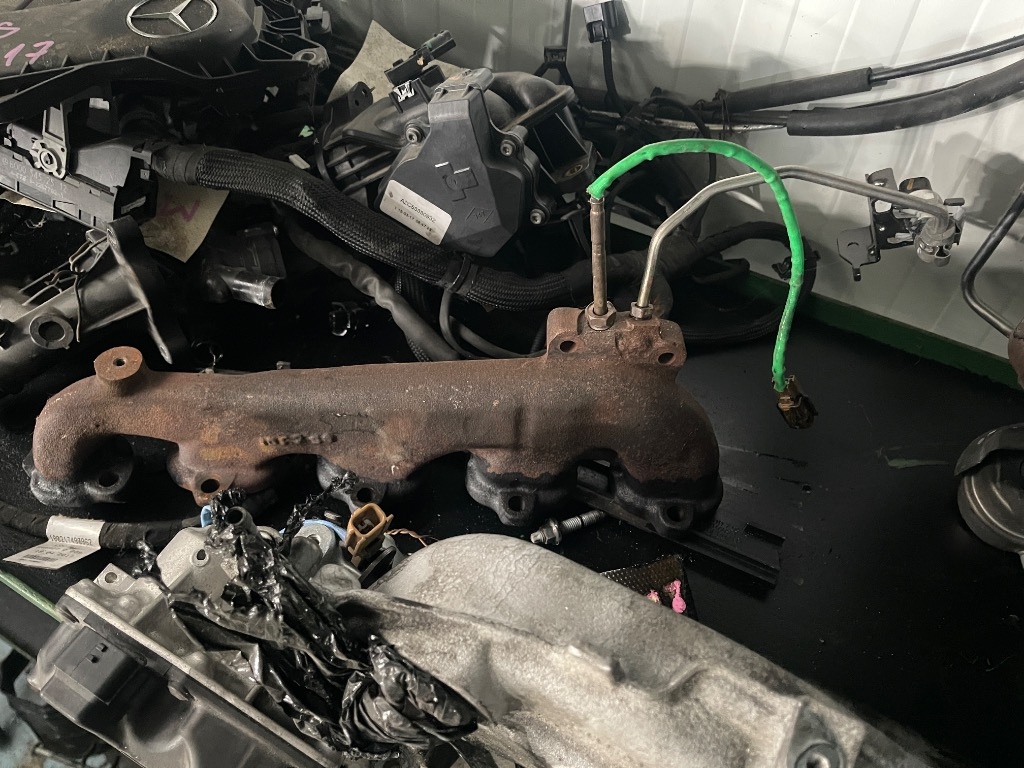 Galerie evacuare Mercedes 1.6 CDI Euro 6 Vito W447 C-Class W205 140041077R
