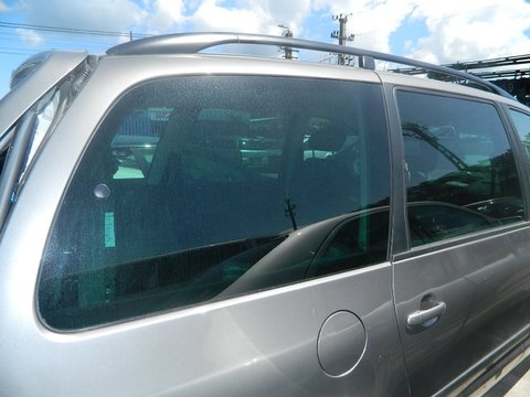 Geam caroserie dreapta spate Seat Alhambra 1.9 tdi model 2005