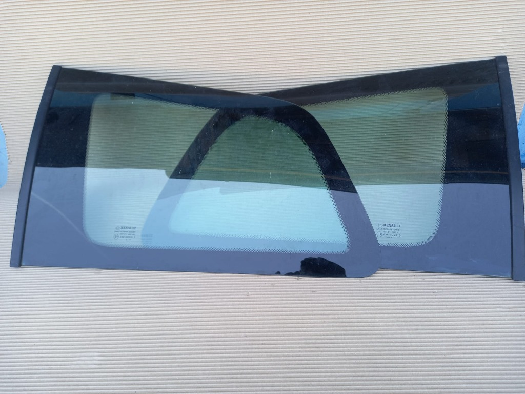 Geam coltar fix de pe caroserie Renault Megane 2 b