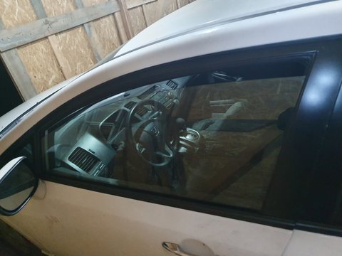 Geam fata si spate honda civic sedan din 2009