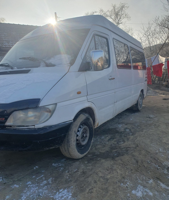 Geam fix caroserie spate dreapta Mercedes-Benz Spr