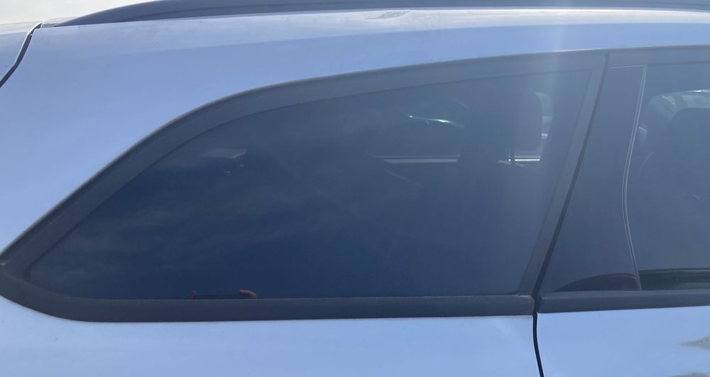 Geam fix dreapta Ford Focus 3