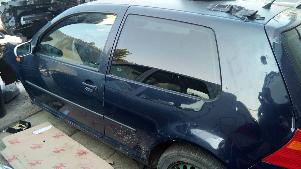 Geam fix lateral Vw Golf 4 (coupe, in 2 usi) 1998-