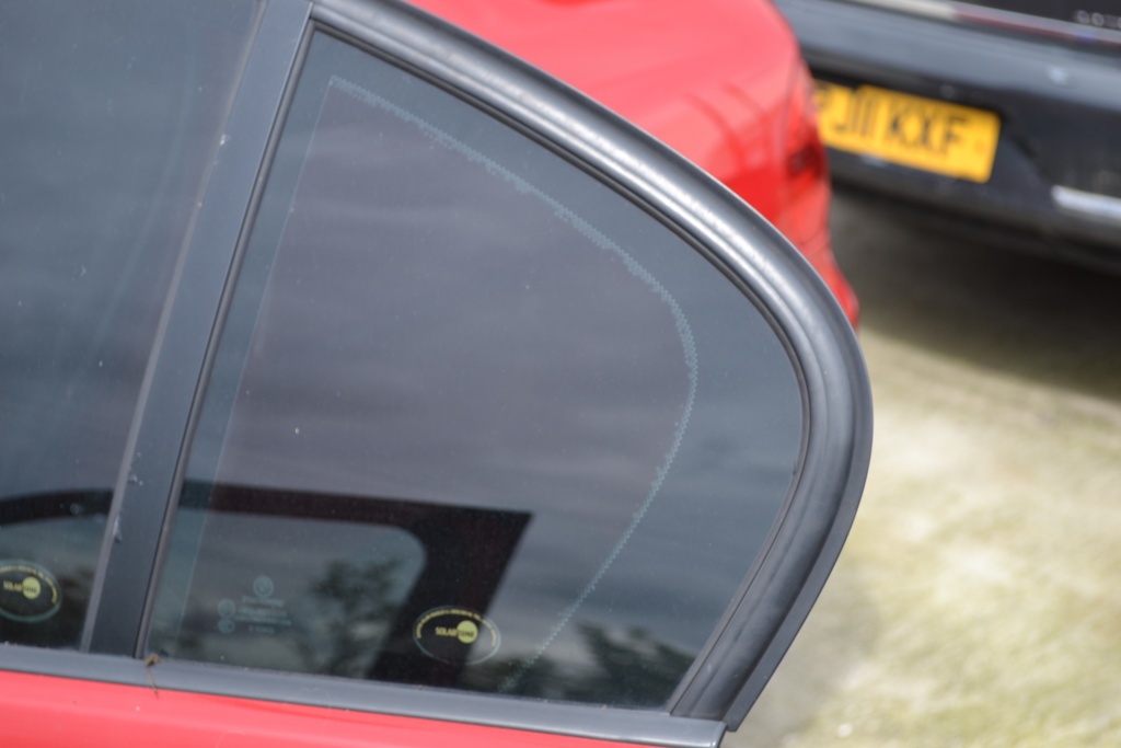 GEAM FIX STANGA SPATE BMW 318i 2008