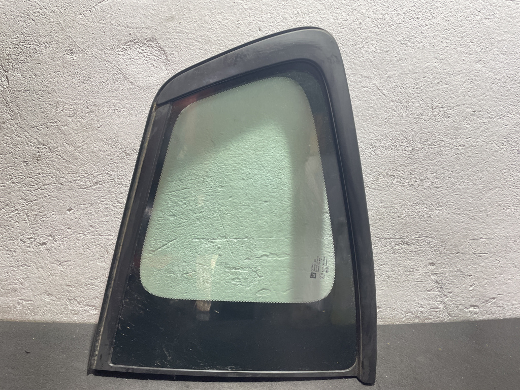 Geam fix stanga spate Opel Zafira C Tourer 2.0CDTi