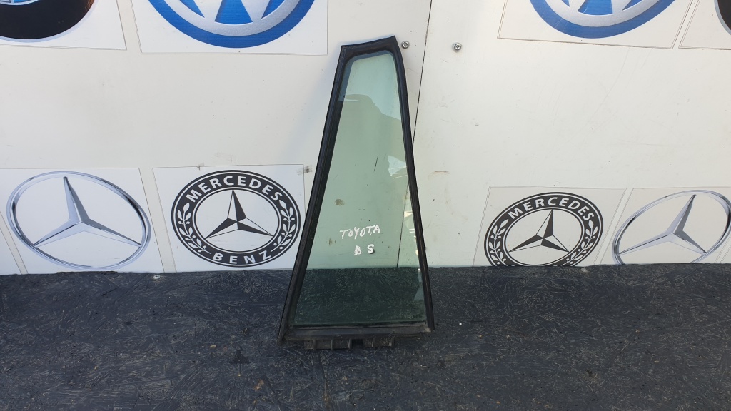 Geam fix usa dreapta spate toyota rav 4 2007