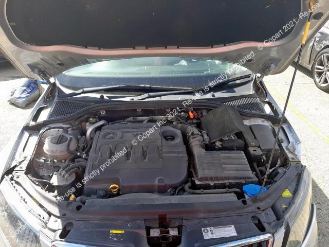 Geam fix usa spate stanga Skoda Octavia 