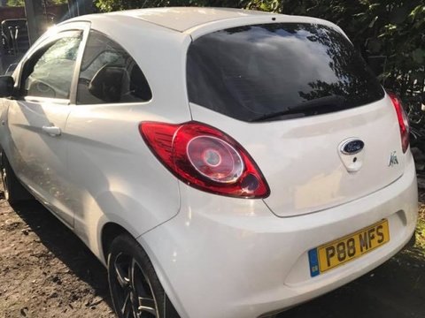 Geam ford ka 2009