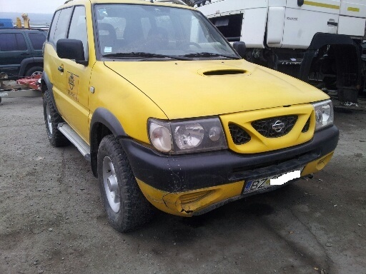 Geam lateral fata - Nissan Terrano II 2003 2.7 TDI