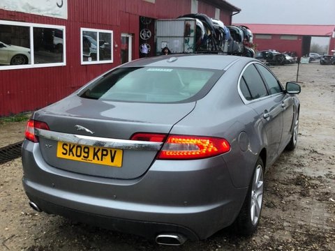 Geam lateral jaguar xf 2009