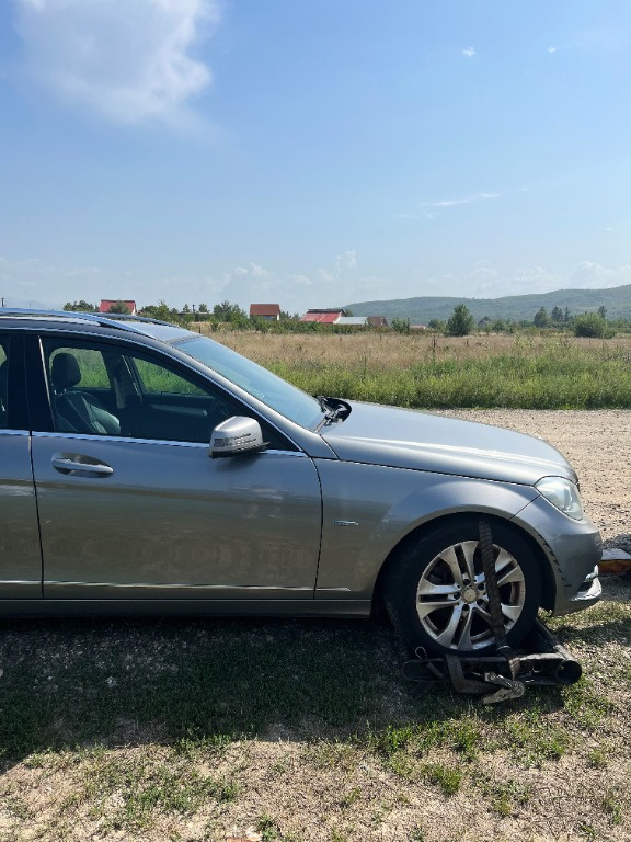 Geam mobil dreapta fata Mercedes C220 CDI W204 Facelift 2012 Combi