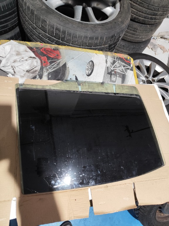 Geam Skoda Octavia 3 dreapta spate 2013-