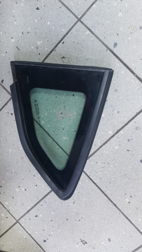 Geam stânga spate citroen c5 2010