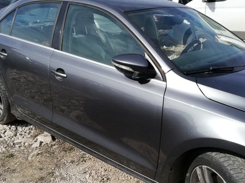 Geam stanga - dreapta spate Vw Jetta 2013