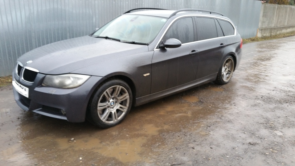 Geam stanga fata bmw e90,PARC DEZMEMBRARI BMW
