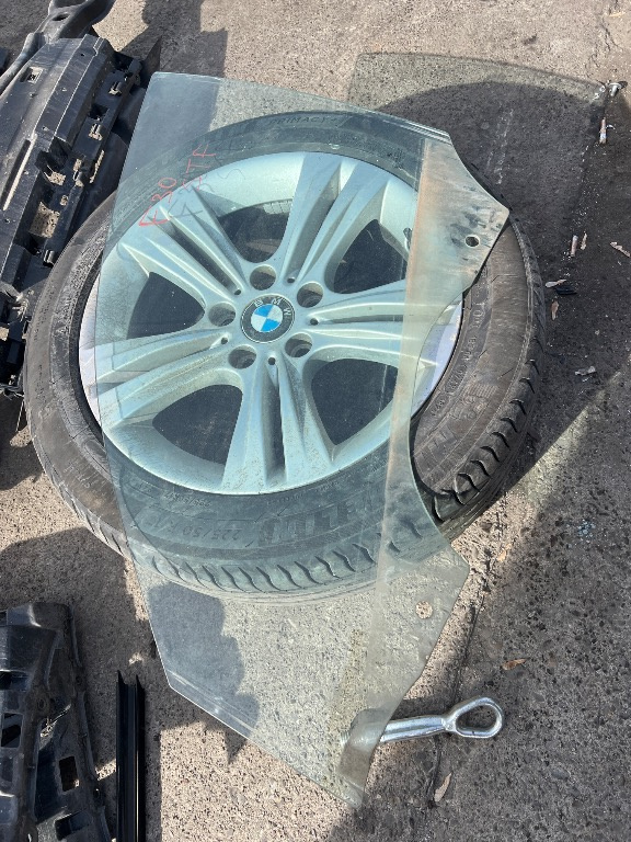 Geam stanga fata BMW seria 3 f30 f31