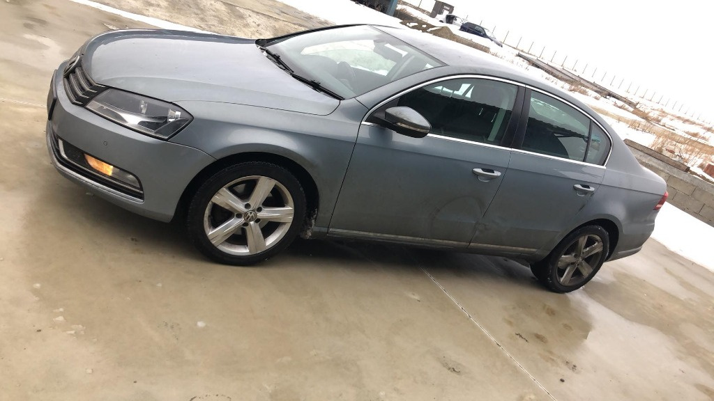 Geam stanga fata Volkswagen Passat B7