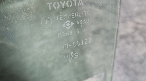 Geam stanga spate Toyota RAV 4 2005-2009