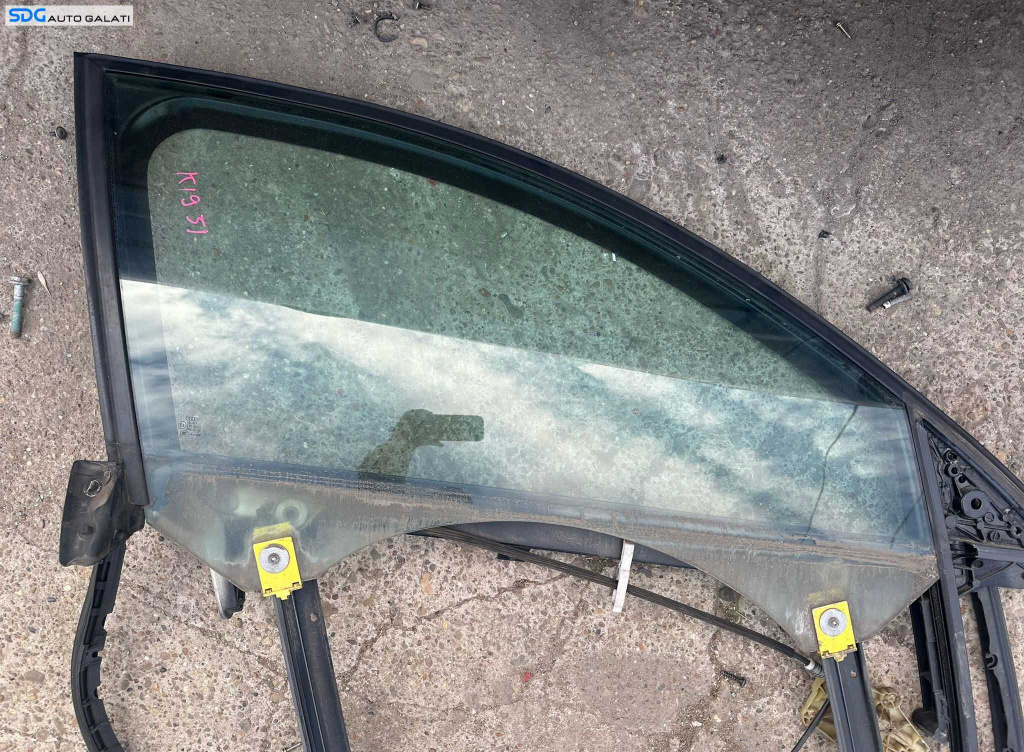 Geam Sticla de pe Usa Portiera Dreapta Fata Audi A