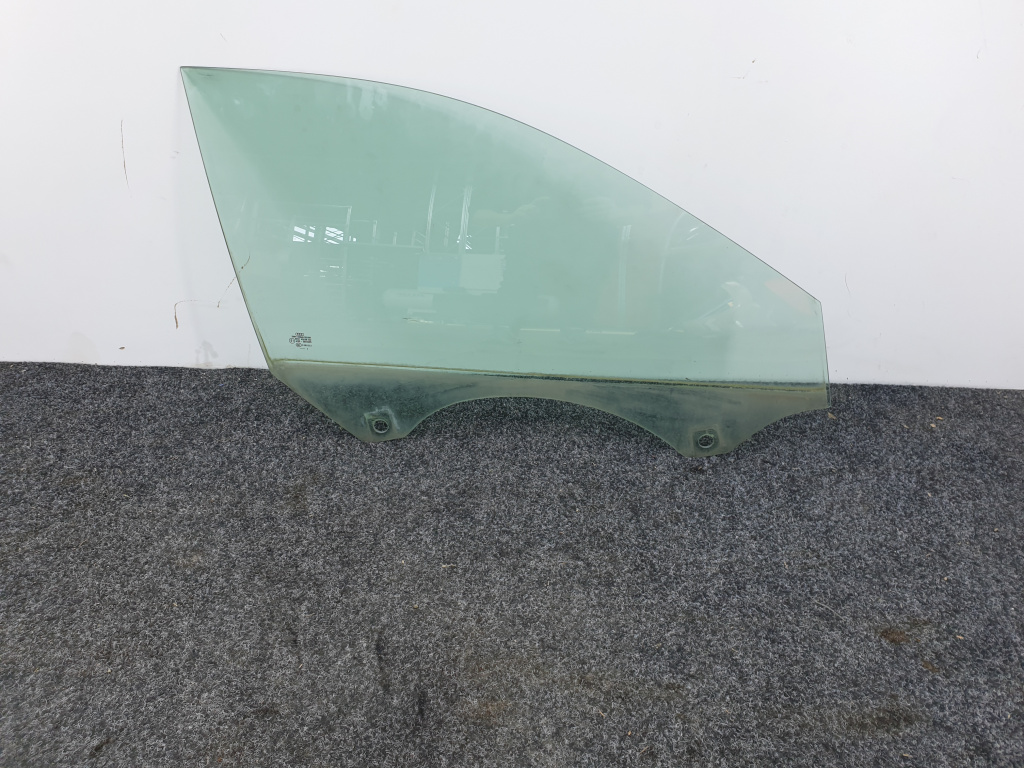 Geam usa dreapta fata Audi A3 8P BKD 2003-2009 D1-10-1-B DezP: 13087