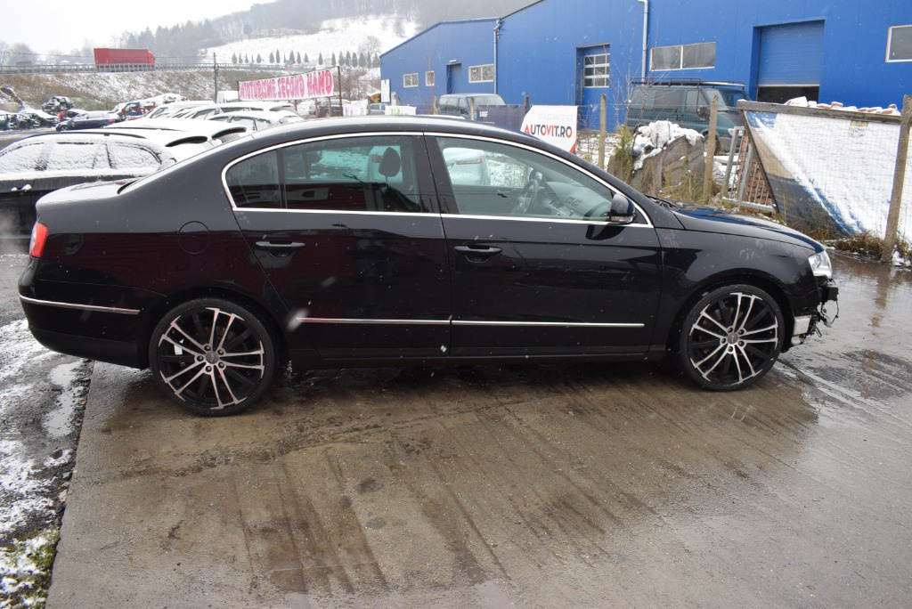 Geam usa dreapta spate VW Passat B6 seda