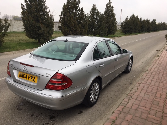 Geam usa fata Mercedes E Class w211