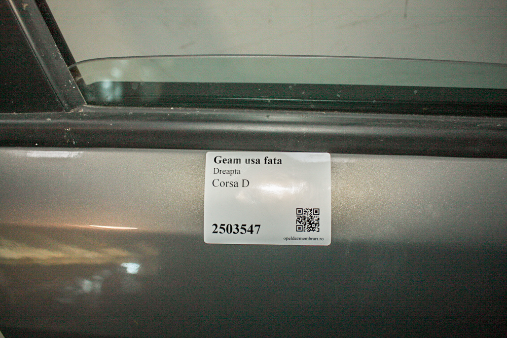 Geam usa fata Opel Corsa D 13188460
