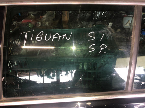 Geam usa spate stanga Volkswagen VW Tiguan 5N [2007 - 2011] Crossover 2.0 TDI 4Motion Euro 5 MT (140 hp)