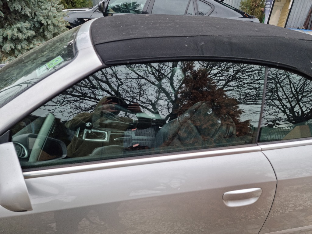 Geam usa stanga fata Audi ab b7 cabrio
