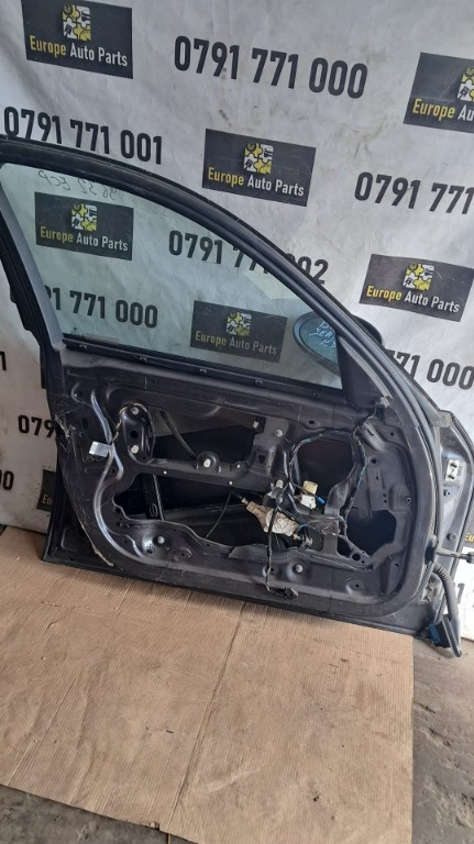 Geam usa stanga fata Bmw 318D E90 E91 tip motor N47-D20C , transmisie manuala 6+1 , an 2010