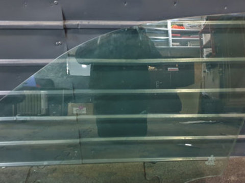 Geam usa stanga fata Mercedes ML (W163) 270 CDI 2002