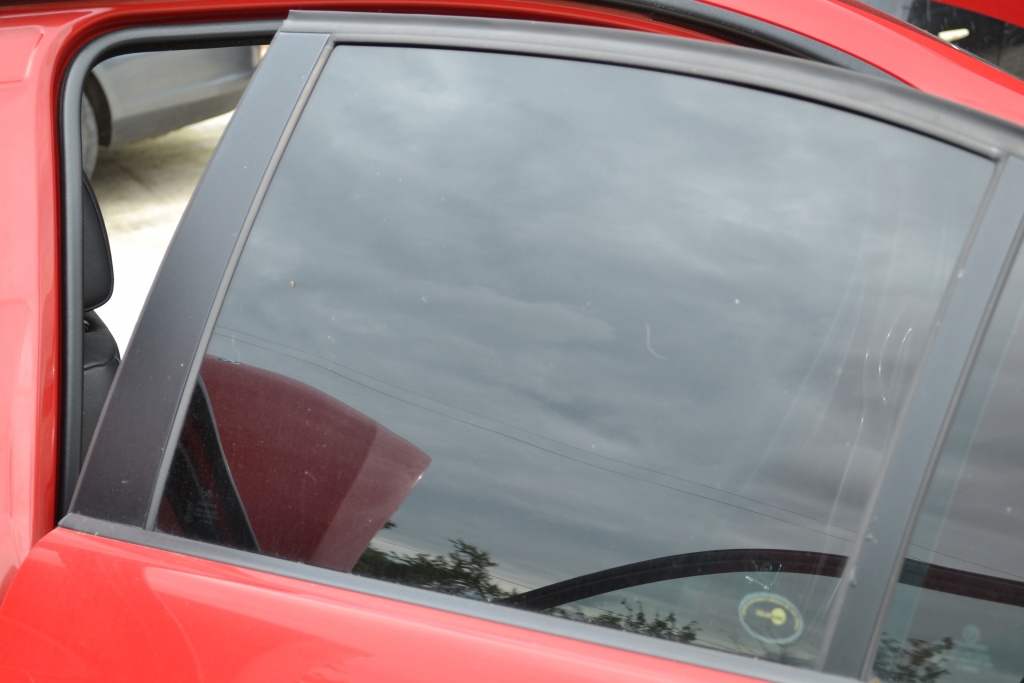 GEAM USA STANGA SPATE BMW 318i 2008